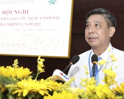 Đồng chí Đồng Văn Thanh, Chủ tịch UBND tỉnh Hậu Giang phát biểu khai mạc Hội nghị.