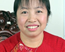 Bà Thái Thu Xương (ảnh), Ủy viên Ban Thường vụ Tỉnh ủy, Chủ tịch Ủy ban MTTQ Việt Nam tỉnh, Trưởng Đoàn đại biểu Quốc hội tỉnh