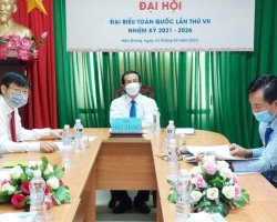 Mr. Pham Van Ngay- Vice Chairman of Hau Giang province Union of Friendship organizations and representatives of leaders of the Vietnam - Japan Friendship Association in Hau Giang province attended the Congress at Hau Giang bridge point.
