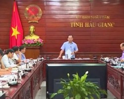 Phó Chủ tịch UBND tỉnh Hậu Giang Nguyễn Văn Hòa phát biểu tại buổi làm việc.