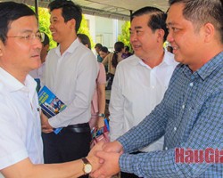 Lãnh đạo tỉnh Hậu Giang luôn đồng hành, hỗ trợ cộng đồng doanh nghiệp phát triển  Mong Toan