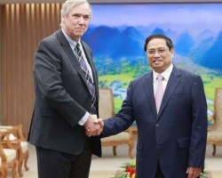 Thủ tướng Phạm Minh Chính chào đón Thượng Nghị sĩ Jeff Merkley dẫn đầu đoàn nghị sĩ Hoa Kỳ thăm và làm việc tại Việt Nam - Ảnh: VGP/Nhật Bắc
