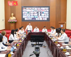 Hội nghị giao ban trực tuyến của Liên hiệp các tổ chức hữu nghị Việt Nam với 52 Liên hiệp các tổ chức hữu nghị tỉnh/thành phố (Ảnh: Đinh Hòa)