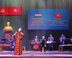 Giảng viên nhiệt tình, học trò say mê. (Ảnh: Lê Hoàng/Mỹ)