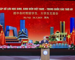 Giảng viên nhiệt tình, học trò say mê. (Ảnh: Lê Hoàng/Mỹ)