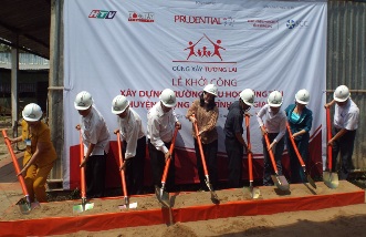 School Breaking Ceremony in Long My and Phung Hiep districts