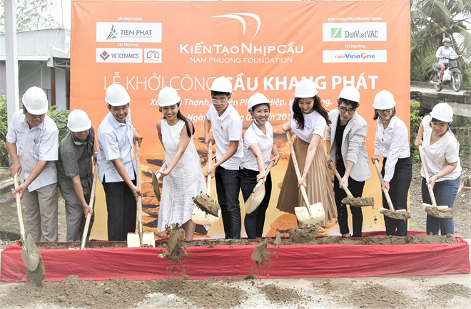A groundbreaking ceremony of Khang Phat bright in Phung Hiep district