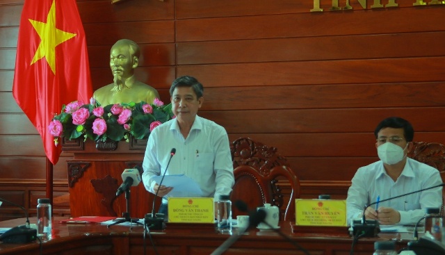 Ông Đồng Văn Thanh, Phó Bí thư Tỉnh ủy, Chủ tịch UBND tỉnh, phát biểu tại hội nghị.
