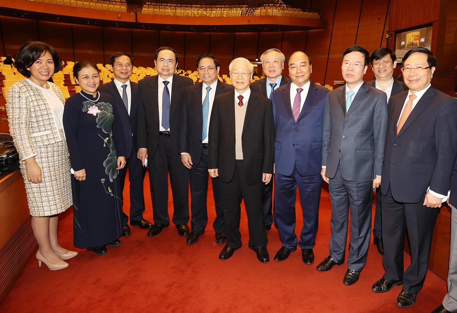 Tổng Bí thư Nguyễn Phú Trọng cùng các đồng chí lãnh đạo Đảng, Nhà nước và các đại biểu dự Hội nghị Đối ngoại toàn quốc triển khai thực hiện Nghị quyết Đại hội XIII của Đảng _Ảnh: TTXVN