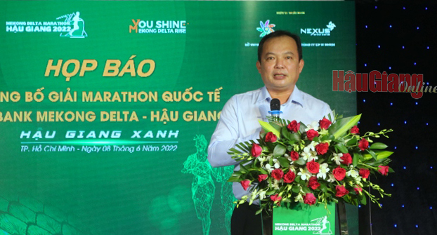 Ông Nguyễn Văn Hòa, Phó Chủ tịch UBND tỉnh, Trưởng Ban tổ chức giải, phát biểu tại buổi họp báo đang  diễn ra ở Thành phố Hồ Chí Minh.