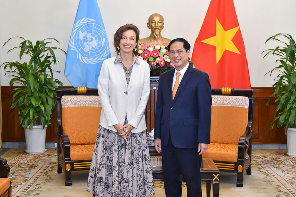 Bộ trưởng Ngoại giao Bùi Thanh Sơn tiếp Tổng giám đốc UNESCO Audrey Azoulay ngày 5-9 - Ảnh: BNG