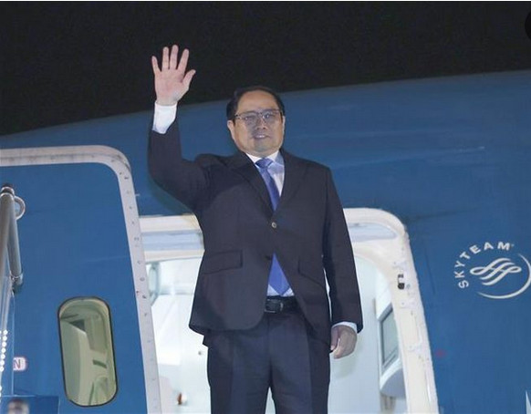 Thủ tướng Phạm Minh Chính rời Hà Nội lên đường tham dự Hội nghị cấp cao kỷ niệm 45 năm ASEAN-EU và thăm chính thức Luxembourg, Hà Lan và Bỉ. Ảnh: Dương Giang/TTXVN
