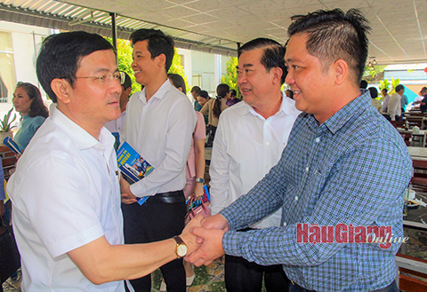 Lãnh đạo tỉnh Hậu Giang luôn đồng hành, hỗ trợ cộng đồng doanh nghiệp phát triển  Mong Toan