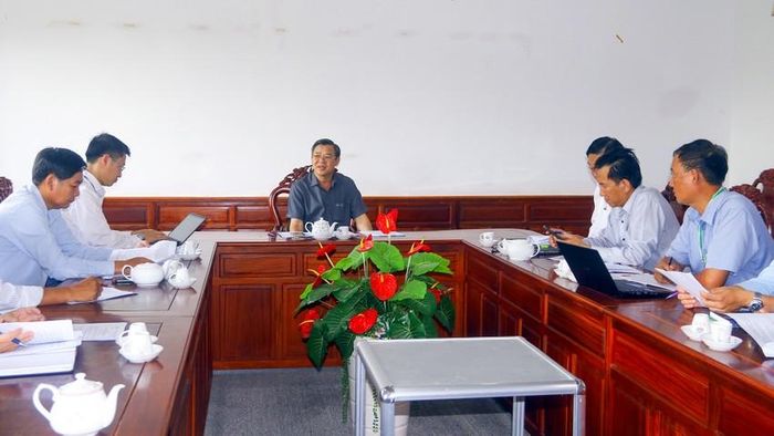 Ông Trương Cảnh Tuyên, Phó Chủ tịch Thường trực UBND tỉnh Hậu Giang thống nhất thời gian tổ chức Festival vào tháng 12-2023. Ảnh: PHƯỚC OANH