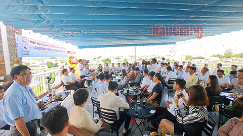 Nhiều doanh nghiệp tham dự chương trình cà phê doanh nhân Mong Toan