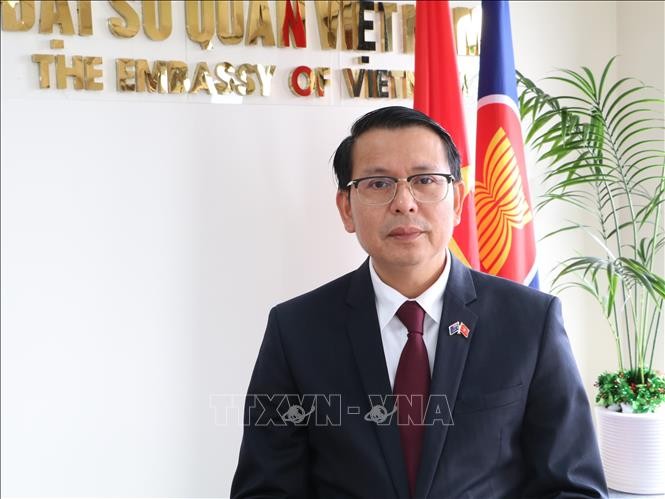 Đại sứ Việt Nam tại New Zealand Nguyễn Văn Trung. Ảnh: TTXVN phát
