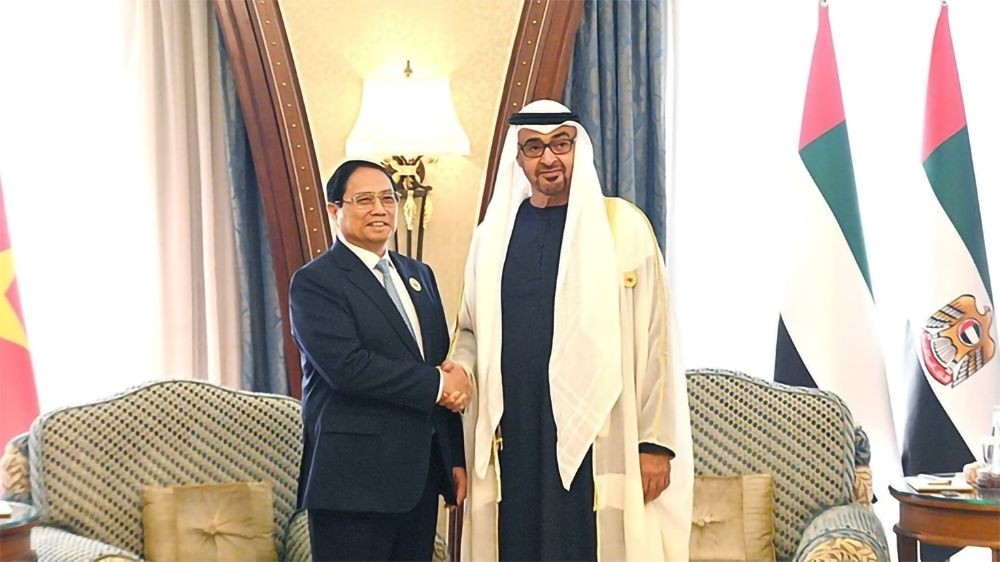 Thủ tướng Phạm Minh Chính gặp Tổng thống UAE Mohamed bin Zayed Al Nahyan nhân chuyến tham dự Hội nghị cấp cao ASEAN-Hội đồng Hợp tác vùng Vịnh (GCC), ngày 20/10/2023. (Ảnh: TTXVN)