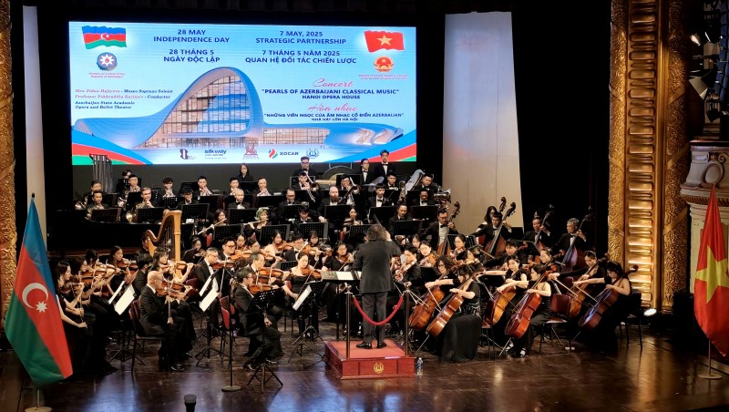 Quang cảnh buổi hoà nhạc. (Ảnh: Bạch Dương)